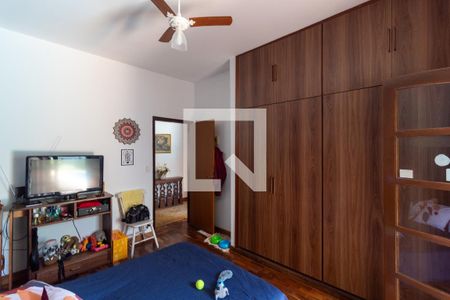 Casa à venda com 500m², 4 quartos e 2 vagas3 Quarto 