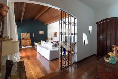 Casa à venda com 500m², 4 quartos e 2 vagasHall de entrada