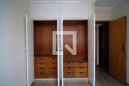 Quarto 2 de apartamento à venda com 2 quartos, 74m² em Cerqueira César, São Paulo