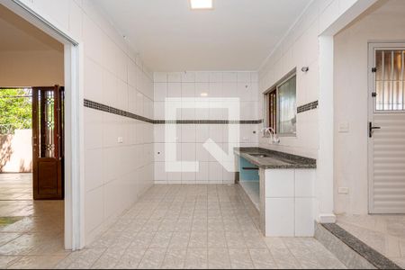 Casa para alugar com 180m², 2 quartos e 2 vagasCozinha