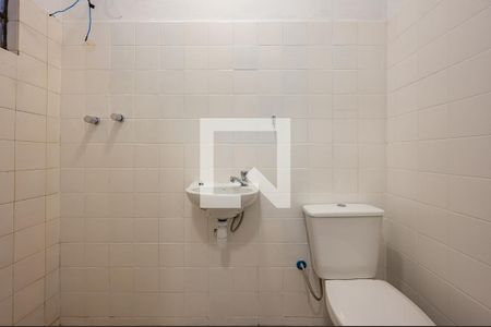 Casa para alugar com 180m², 2 quartos e 2 vagasBanheiro de serviço