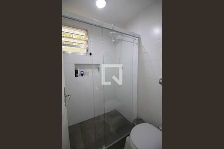 Apartamento à venda com 71m², 3 quartos e 1 vaga Apartamento à venda com 71m², 3 quartos e 1 vagaBanheiro