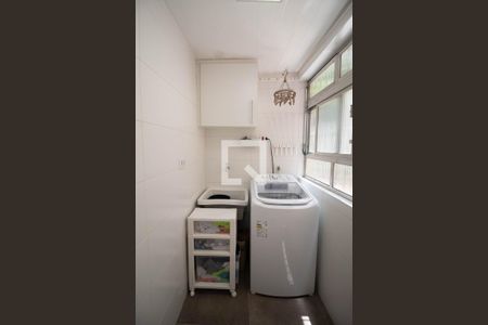 Apartamento à venda com 71m², 3 quartos e 1 vaga Apartamento à venda com 71m², 3 quartos e 1 vagaÁrea de Serviço