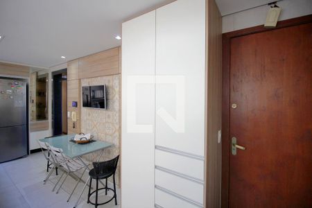 Apartamento à venda com 180m², 5 quartos e 4 vagasCozinha