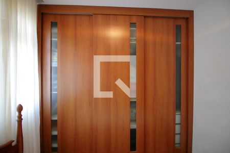 Apartamento à venda com 180m², 5 quartos e 4 vagasQuarto 2