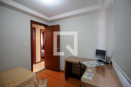 Apartamento à venda com 180m², 5 quartos e 4 vagasQuarto 1