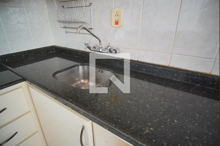 Cozinha de apartamento à venda com 2 quartos, 63m² em Higienópolis, Porto Alegre