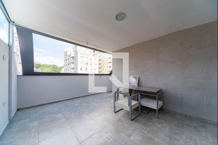 Apartamento à venda com 66m², 1 quarto e sem vagaVaranda e Cobertura 