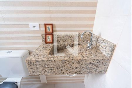 Apartamento à venda com 66m², 1 quarto e sem vagaBanheiro do Quarto