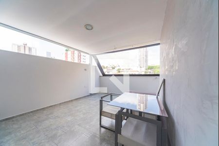 Apartamento à venda com 66m², 1 quarto e sem vagaVaranda e Cobertura 