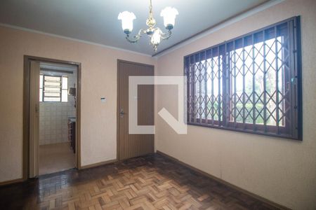 Sala de casa à venda com 2 quartos, 249m² em Cavalhada, Porto Alegre