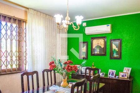 Sala de Jantar de casa à venda com 4 quartos, 249m² em Cavalhada, Porto Alegre