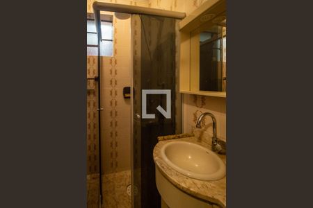 Banheiro de casa à venda com 2 quartos, 249m² em Cavalhada, Porto Alegre