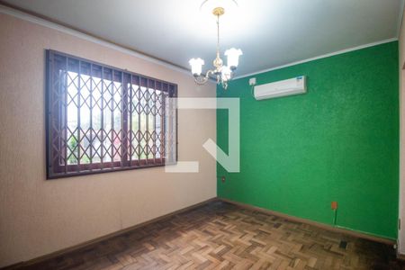 Sala de casa à venda com 2 quartos, 249m² em Cavalhada, Porto Alegre