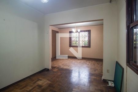Sala de casa à venda com 2 quartos, 249m² em Cavalhada, Porto Alegre