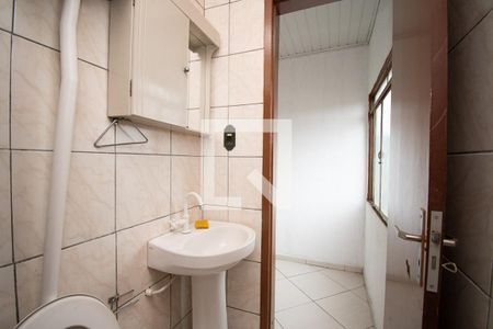 Casa à venda com 160m², 3 quartos e 1 vagaBanheiro 2
