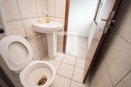 Casa à venda com 160m², 3 quartos e 1 vagaBanheiro 2