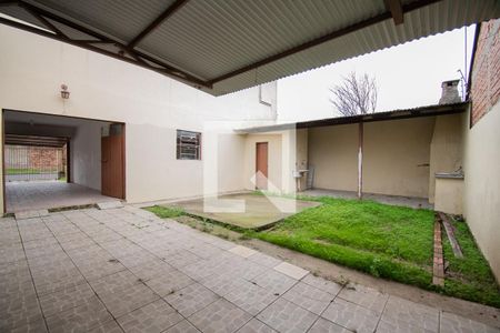 Casa à venda com 160m², 3 quartos e 1 vagapátio dos fundos