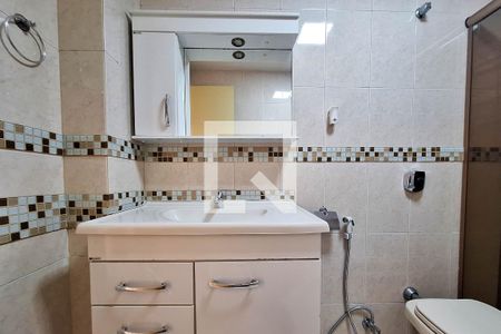 Apartamento para alugar com 100m², 3 quartos e sem vaga Apartamento para alugar com 100m², 3 quartos e sem vagaBanheiro Social