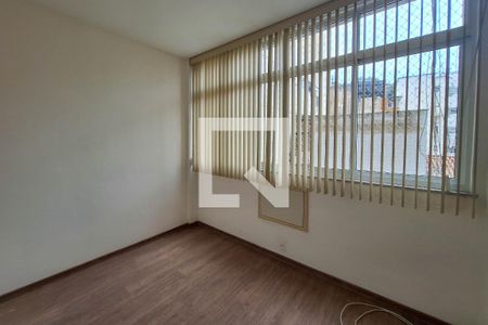 Apartamento para alugar com 100m², 3 quartos e sem vaga Apartamento para alugar com 100m², 3 quartos e sem vagaQuarto 3