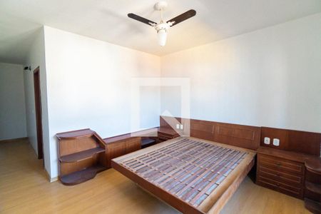 Suite de casa para alugar com 3 quartos, 198m² em Vila Guarani (zona Sul), São Paulo