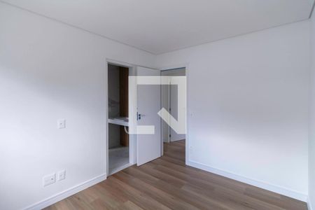 Apartamento à venda com 127m², 4 quartos e 3 vagasSemi suíte 2