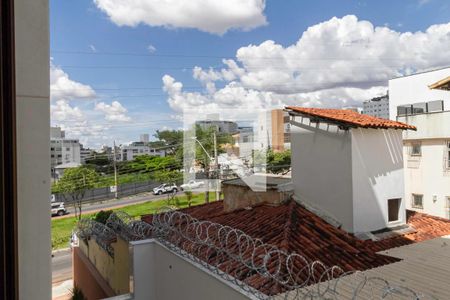 Apartamento à venda com 127m², 4 quartos e 3 vagasVista da suíte 2