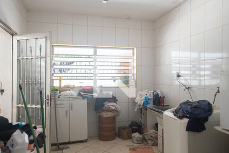 Casa à venda com 350m², 4 quartos e 3 vagas Casa à venda com 350m², 4 quartos e 3 vagasÁrea de Serviço