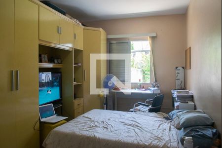 Casa à venda com 350m², 4 quartos e 3 vagas Casa à venda com 350m², 4 quartos e 3 vagasQuarto 4