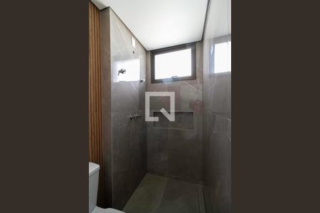 Apartamento à venda com 263m², 5 quartos e 4 vagas Apartamento à venda com 263m², 5 quartos e 4 vagasBanheiro da suíte 1