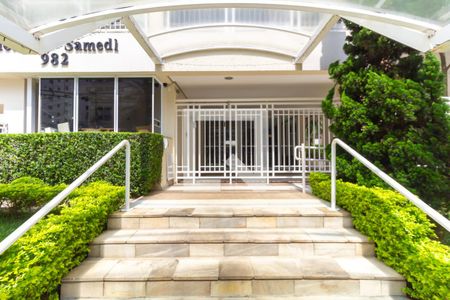 Apartamento à venda com 70m², 2 quartos e 2 vagas Apartamento à venda com 70m², 2 quartos e 2 vagasEntrada