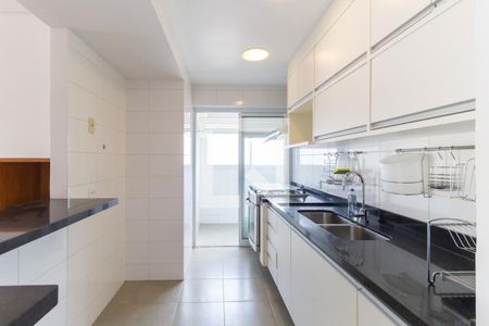 Apartamento à venda com 70m², 2 quartos e 2 vagas Apartamento à venda com 70m², 2 quartos e 2 vagasCozinha