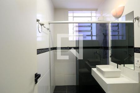 Banheiro de apartamento à venda com 1 quarto, 61m² em Centro, Belo Horizonte