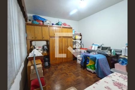 Casa à venda com 495m², 5 quartos e 2 vagasQuarto Casa 3