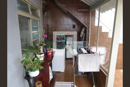 Casa à venda com 495m², 5 quartos e 2 vagasLavanderia Casa 3