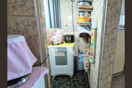 Casa à venda com 495m², 5 quartos e 2 vagasDispensa Cozinha Casa 2