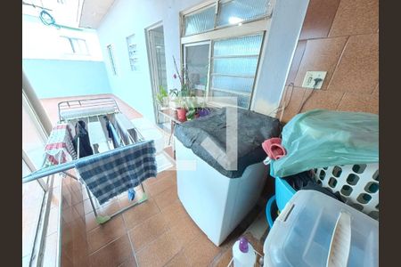 Casa à venda com 495m², 5 quartos e 2 vagasLavanderia Casa 3