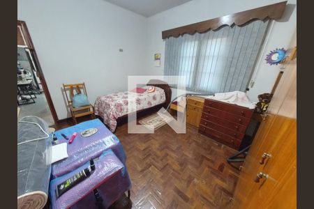 Casa à venda com 495m², 5 quartos e 2 vagasQuarto Casa 3