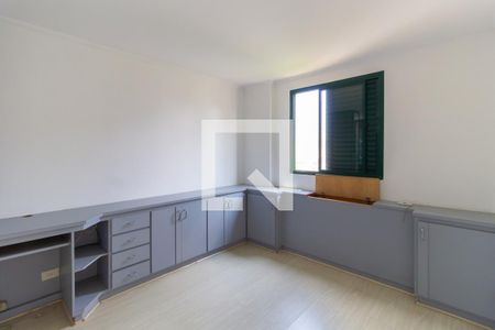 Apartamento à venda com 80m², 3 quartos e 2 vagas Apartamento à venda com 80m², 3 quartos e 2 vagasSuíte