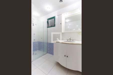 Apartamento à venda com 80m², 3 quartos e 2 vagas Apartamento à venda com 80m², 3 quartos e 2 vagasBanheiro da Suíte 1