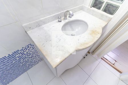 Apartamento à venda com 80m², 3 quartos e 2 vagas Apartamento à venda com 80m², 3 quartos e 2 vagasBanheiro da Suíte 1