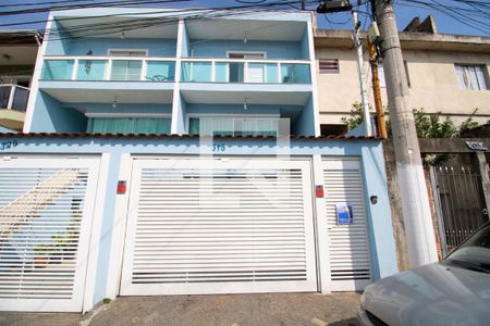 Casa à venda com 200m², 3 quartos e 3 vagasFachada