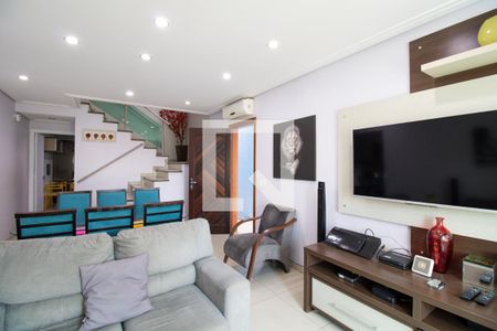 Sala  de casa à venda com 3 quartos, 200m² em Conjunto Residencial Novo Pacaembu, São Paulo