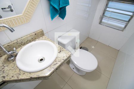 Casa à venda com 200m², 3 quartos e 3 vagasBanheiro 3