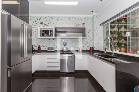 Casa à venda com 307m², 4 quartos e 2 vagasCozinha