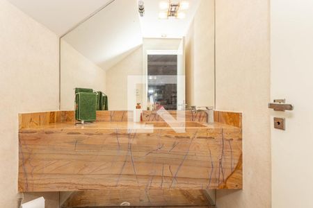 Lavabo de casa à venda com 4 quartos, 307m² em Vila Gumercindo, São Paulo