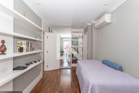 Casa à venda com 307m², 4 quartos e 2 vagasSuite 3