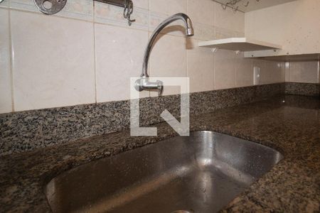 Apartamento para alugar com 210m², 3 quartos e 1 vaga Apartamento para alugar com 210m², 3 quartos e 1 vagaCozinha - torneira da pia