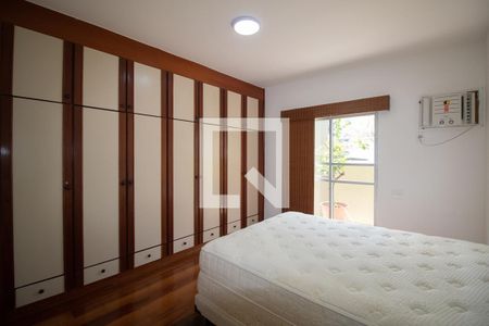 Apartamento para alugar com 210m², 3 quartos e 1 vaga Apartamento para alugar com 210m², 3 quartos e 1 vagaSuíte
