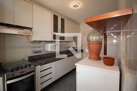 Apartamento para alugar com 210m², 3 quartos e 1 vaga Apartamento para alugar com 210m², 3 quartos e 1 vagaCozinha